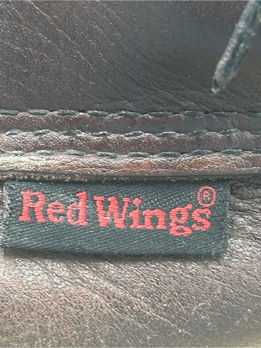 Red Wing men 9 goretex steel toe waterproof work boots